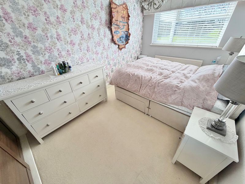 Lupus Way Great Sutton